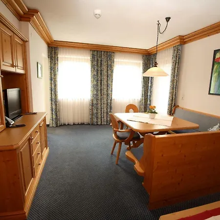 Opbacher Apartamento Fügen